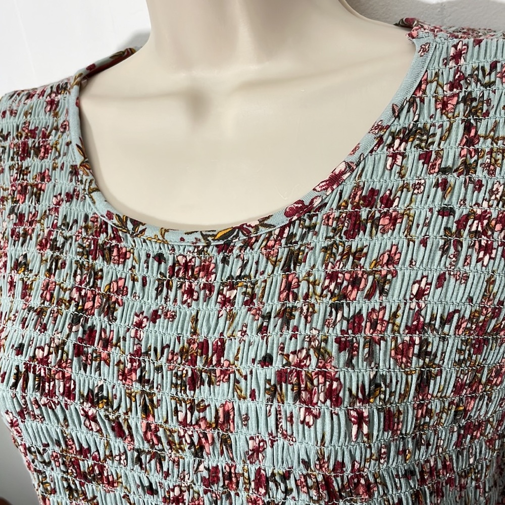 Rewind Top Size M Floral Print Smocked Empire Baby Doll Pullover Lace trim - Picture 3 of 14